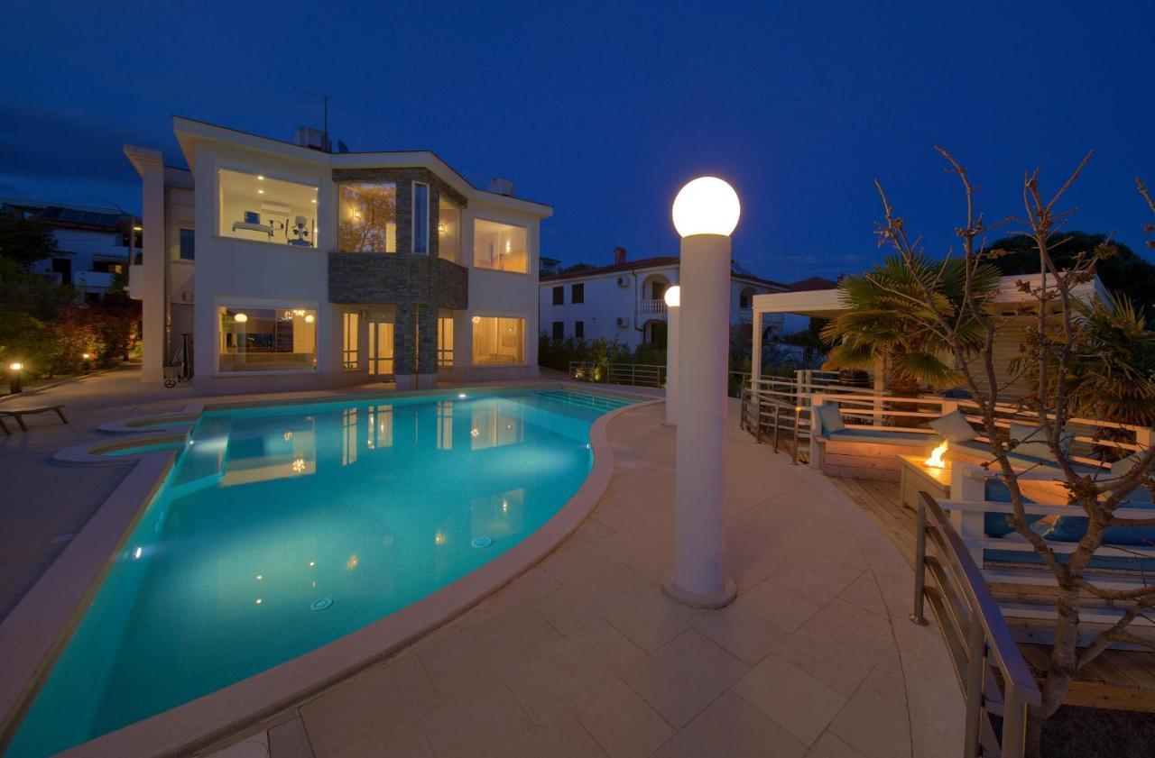 Villa Piano Pinezići Exteriör bild